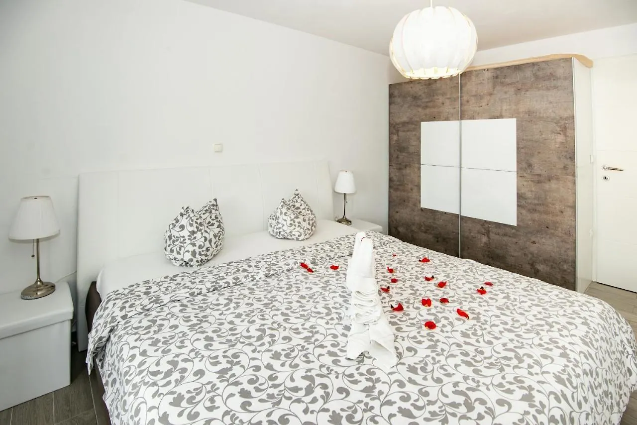 Apartments Mali Nono Krk Island 0*, Salatić Croatie