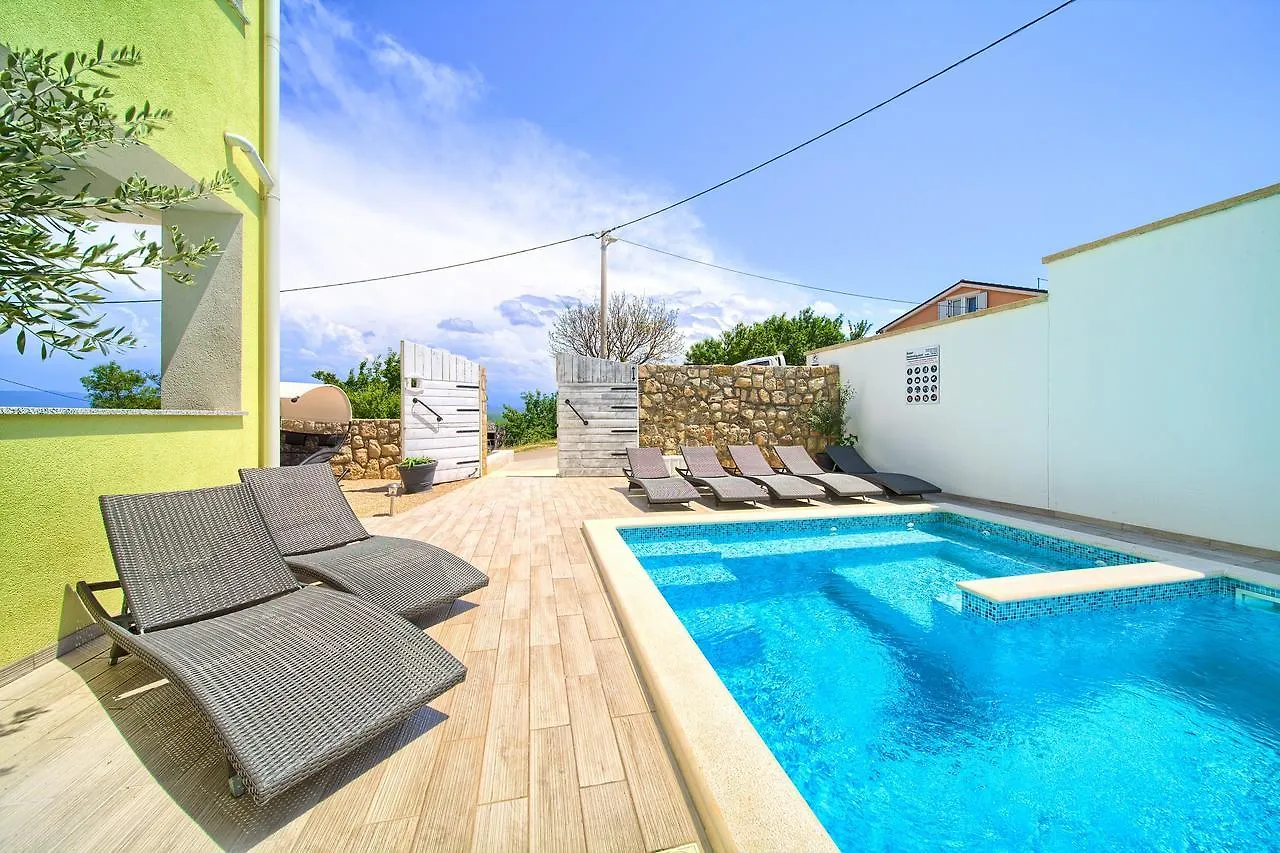 Apartments Mali Nono Krk Island Salatić