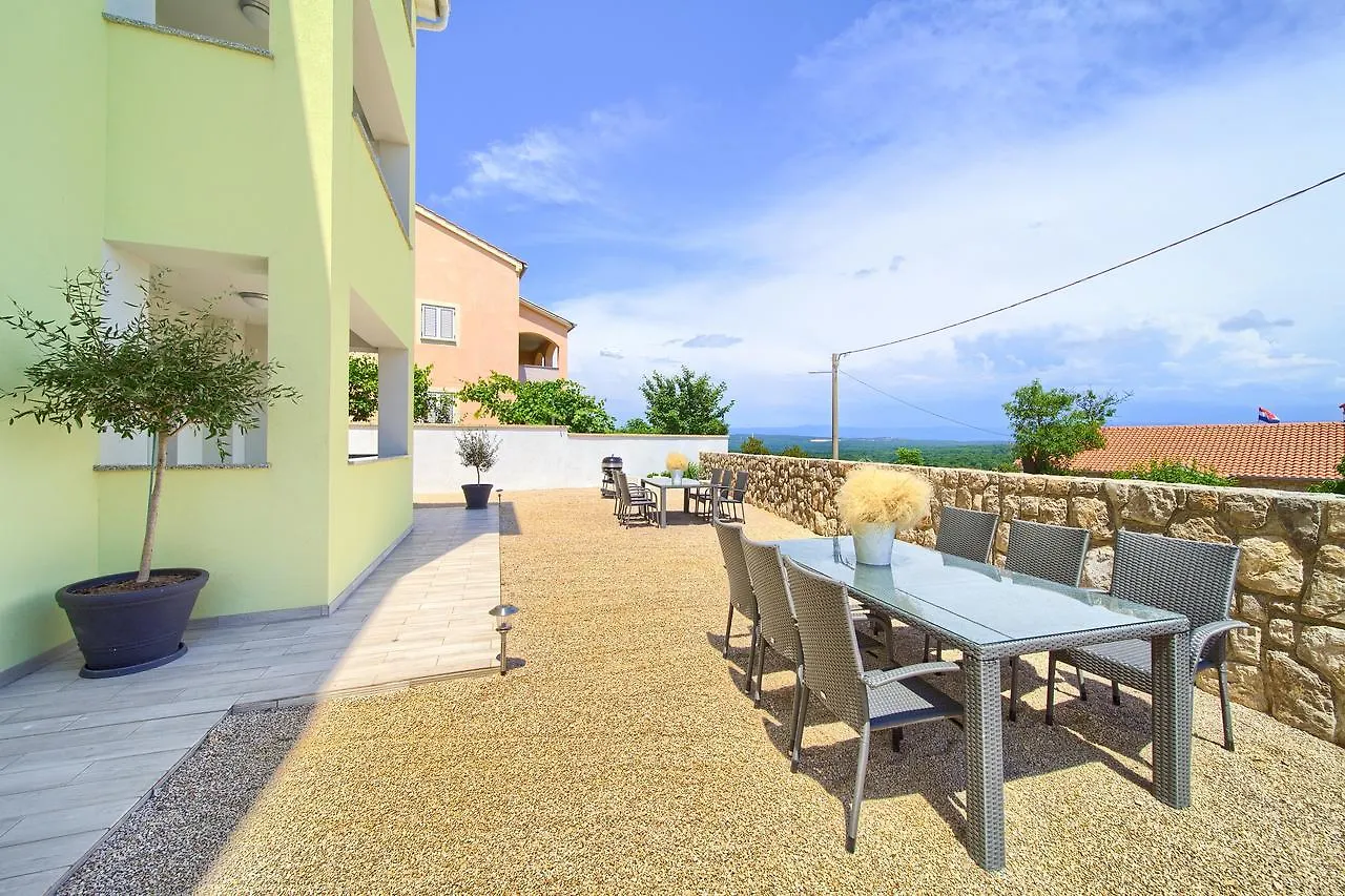 Apartments Mali Nono Krk Island Salatić