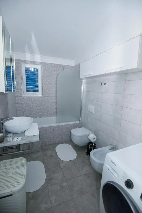 Apartments Mali Nono Salatic