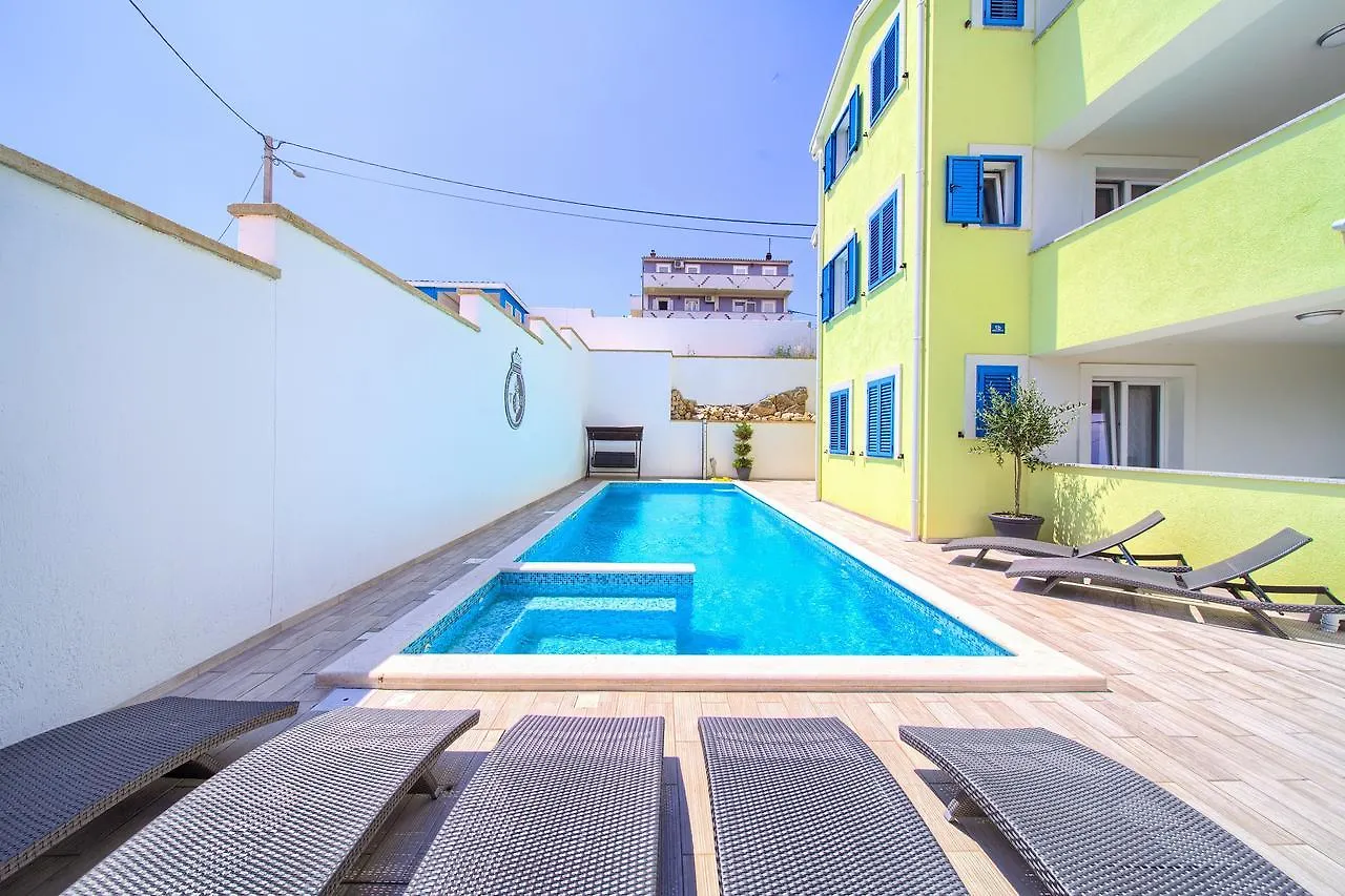 Apartments Mali Nono Salatic Croatia