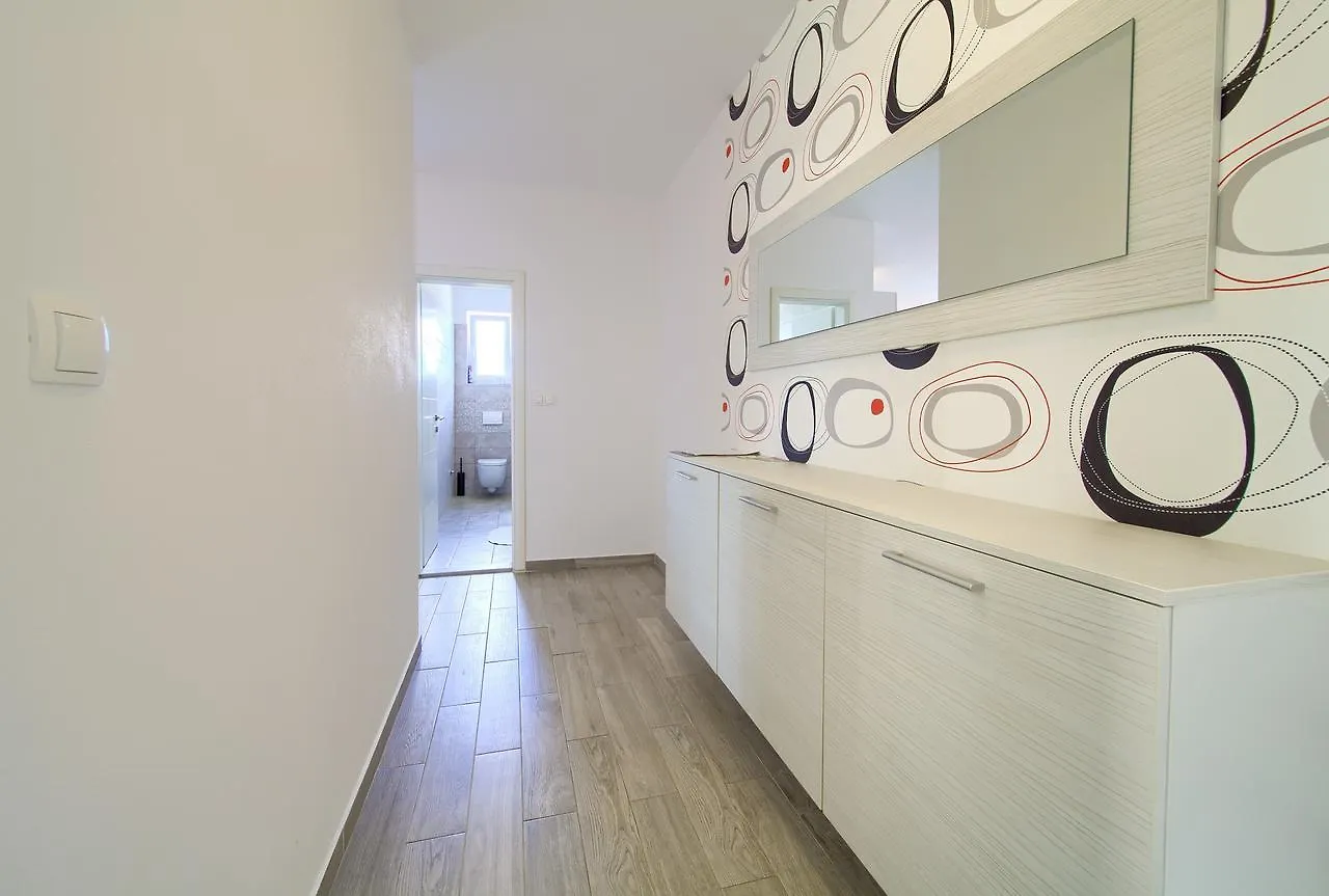 Apartments Mali Nono Salatic